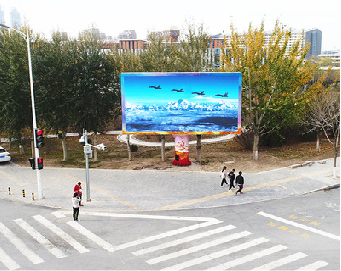 方城户外大屏广告投放要点。